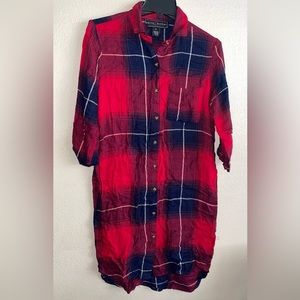 Plaid long shirt w/ side slits